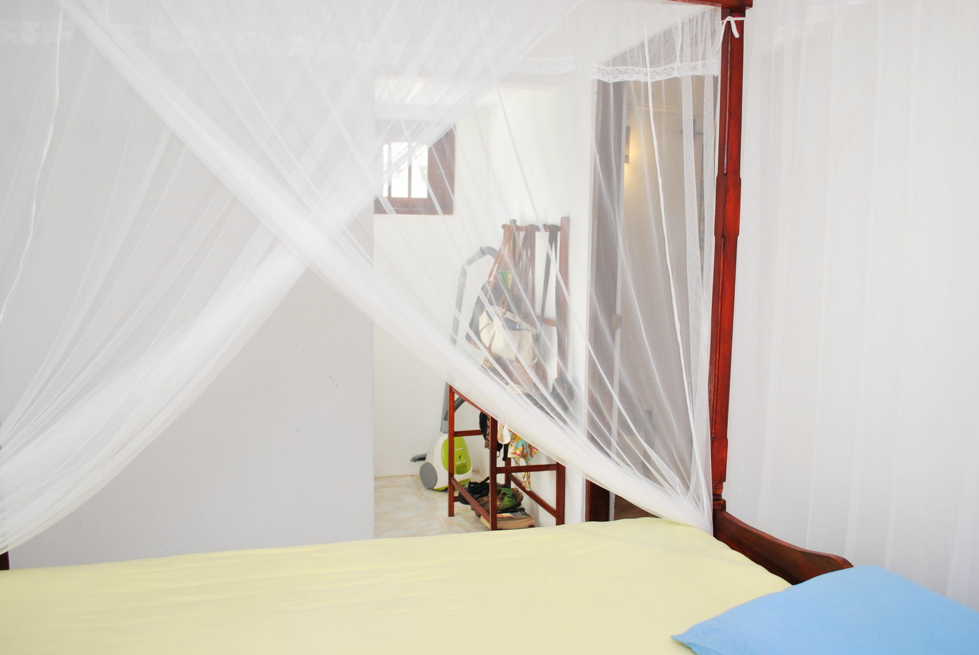 Beach House Мириса Екстериор снимка