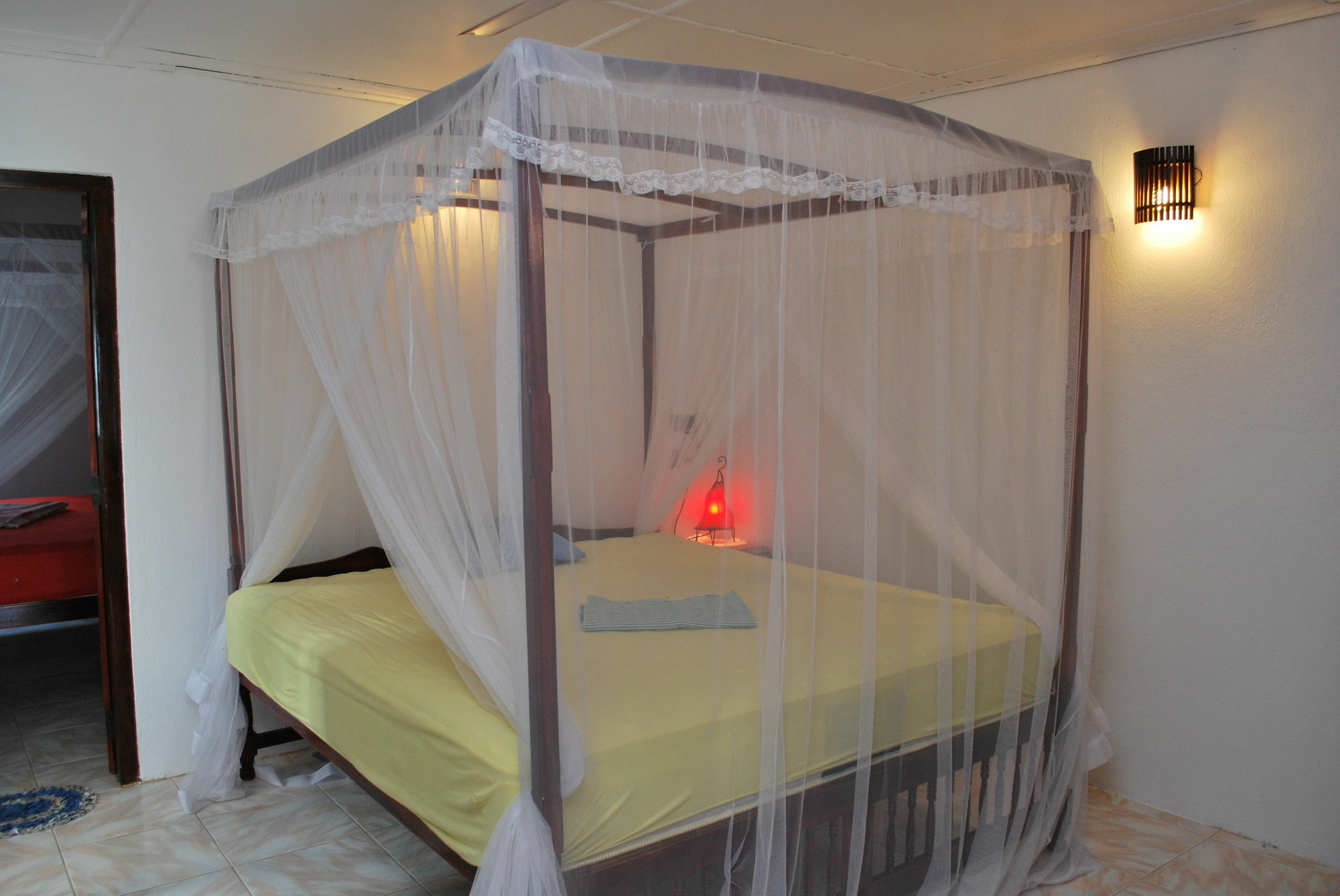 Beach House Мириса Екстериор снимка